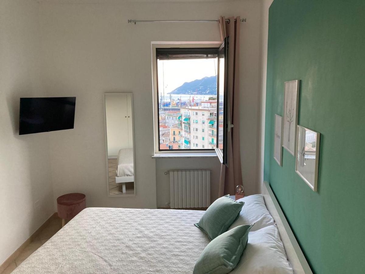 Tutta Un'Altra Vista Apartment ซาแลร์โน ภายนอก รูปภาพ