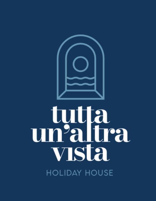 Tutta Un'Altra Vista Apartment ซาแลร์โน ภายนอก รูปภาพ