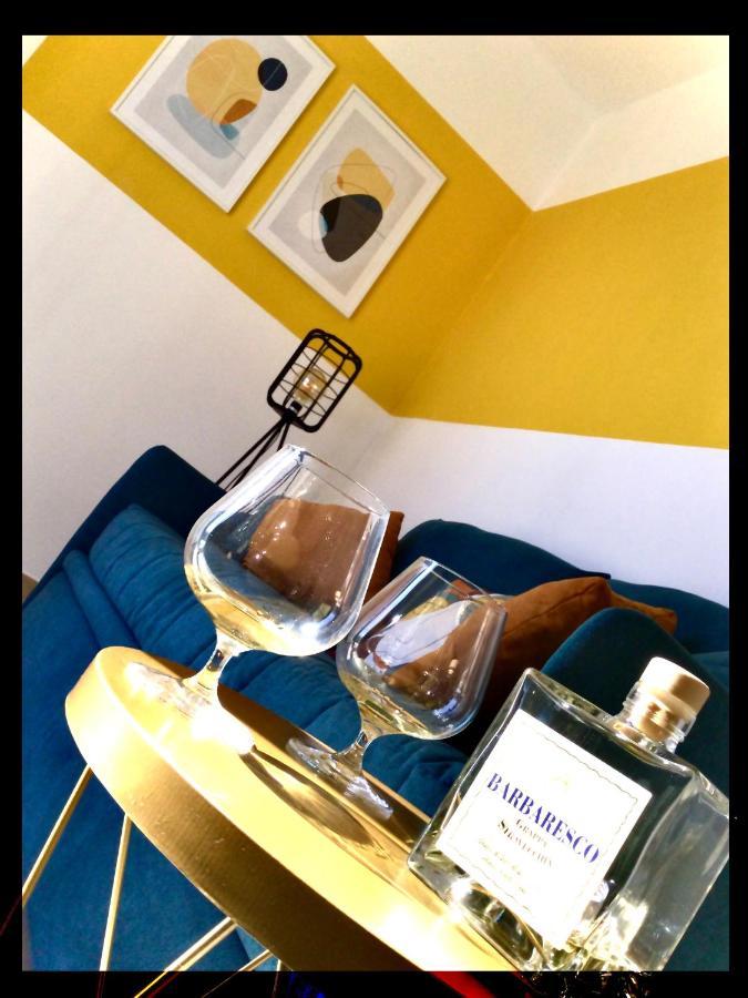 Tutta Un'Altra Vista Apartment ซาแลร์โน ภายนอก รูปภาพ